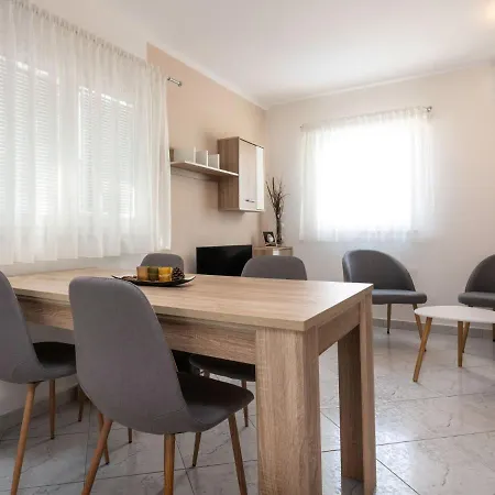 Anea By Interhome